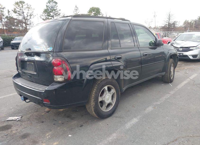 Photo 4 of 2009 Chevrolet Trailblazer LT (VIN 1GNDS33S192100546)