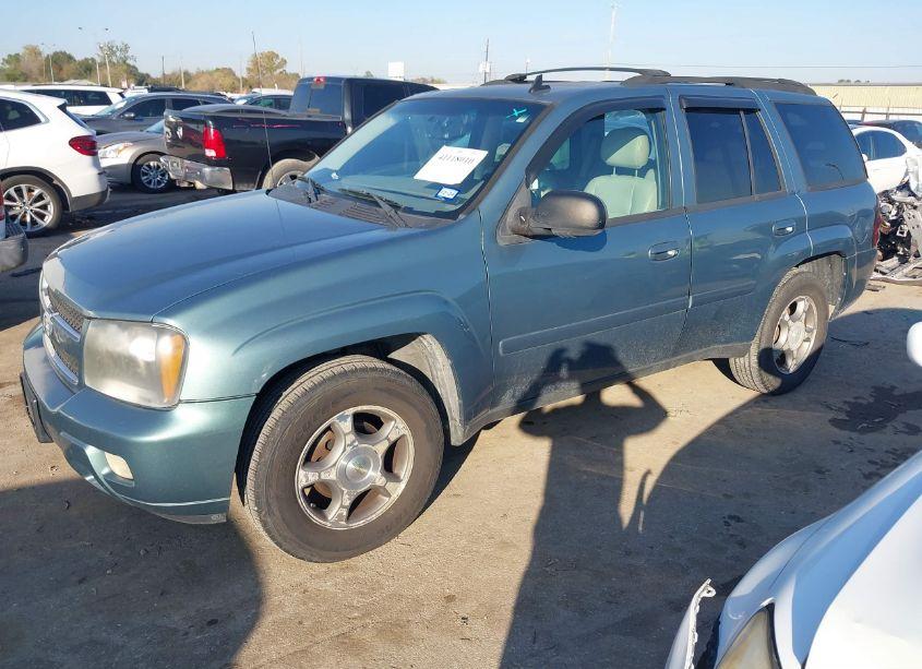 Photo 2 of 2009 Chevrolet Trailblazer LT (VIN 1GNDS33S392115601)