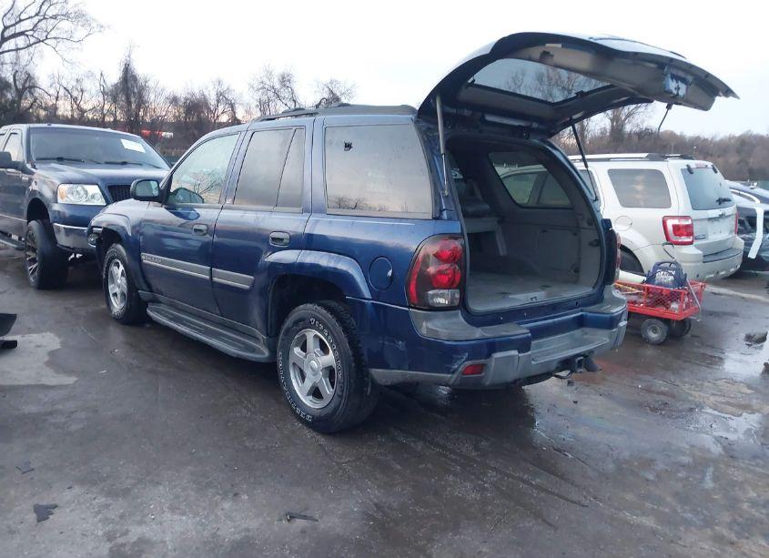 Photo 3 of 2002 Chevrolet Trailblazer LT (VIN 1GNDT13S022209538)