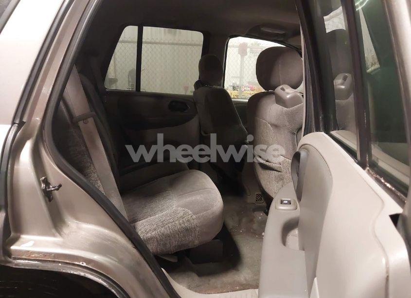 Photo 8 of 2003 Chevrolet Trailblazer LS (VIN 1GNDT13S032103379)