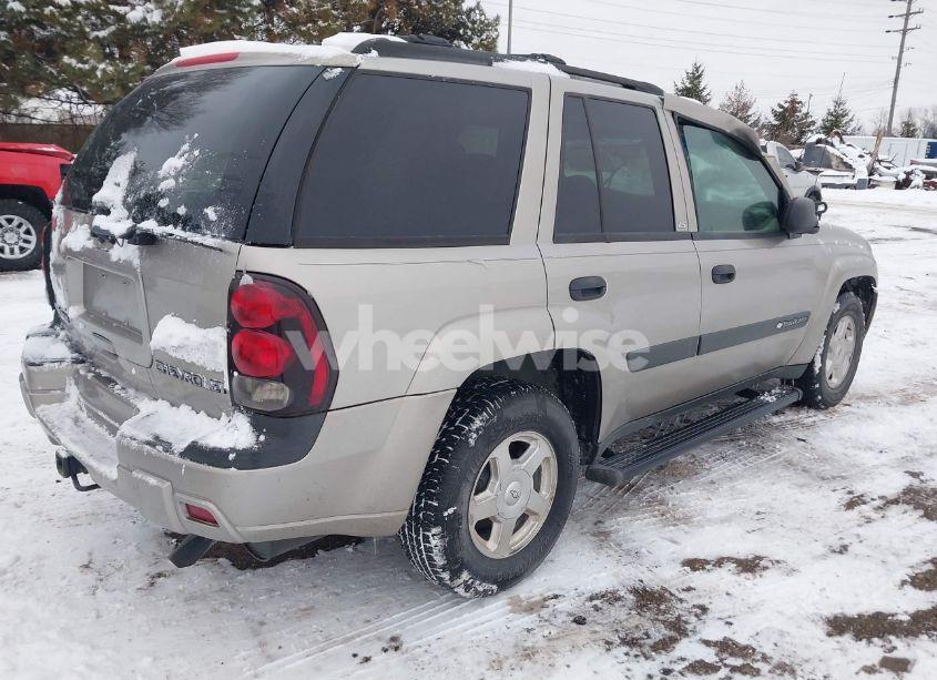 Photo 4 of 2003 Chevrolet Trailblazer LS (VIN 1GNDT13S032115953)