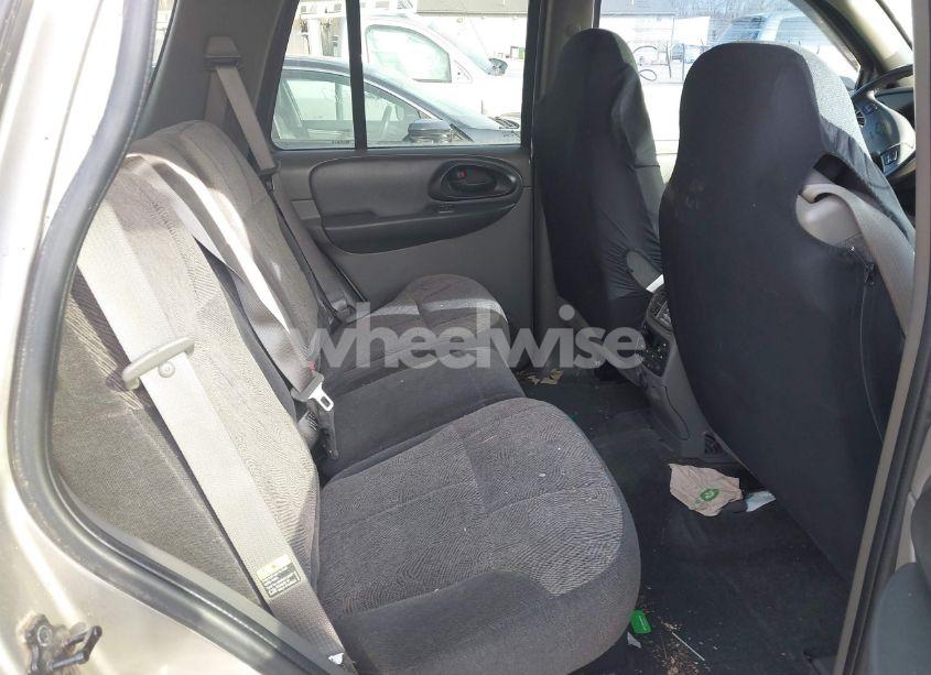 Photo 8 of 2003 Chevrolet Trailblazer LT (VIN 1GNDT13S032236031)