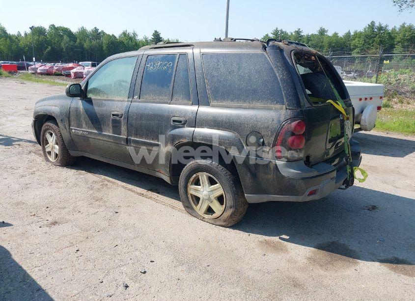 Photo 3 of 2003 Chevrolet Trailblazer LT (VIN 1GNDT13S032366584)