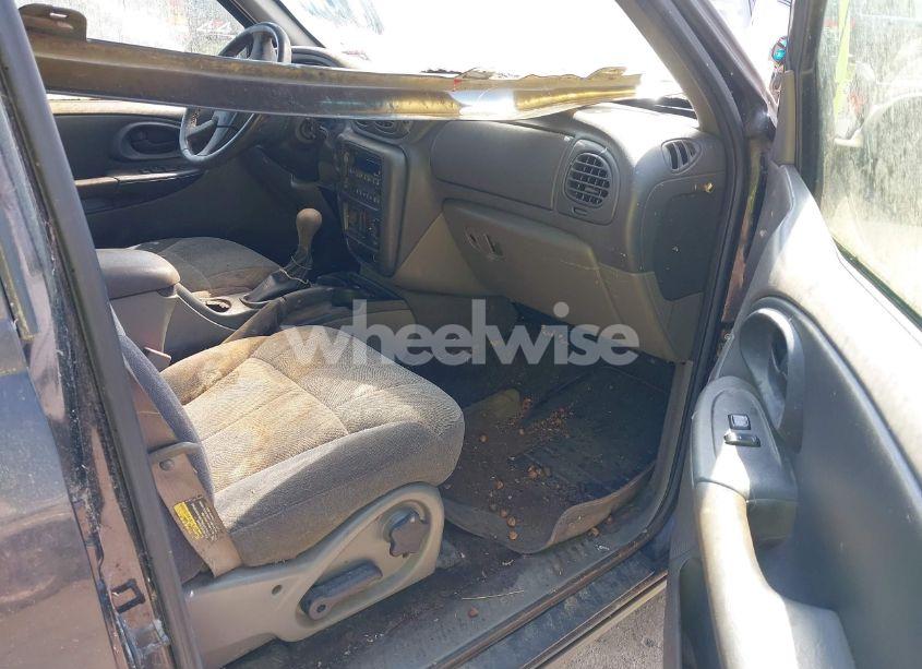 Photo 5 of 2003 Chevrolet Trailblazer LT (VIN 1GNDT13S032366584)