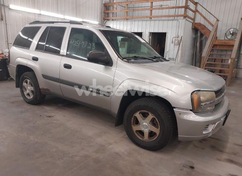 2004 Chevrolet Trailblazer LS (VIN 1GNDT13S042104839) main photo