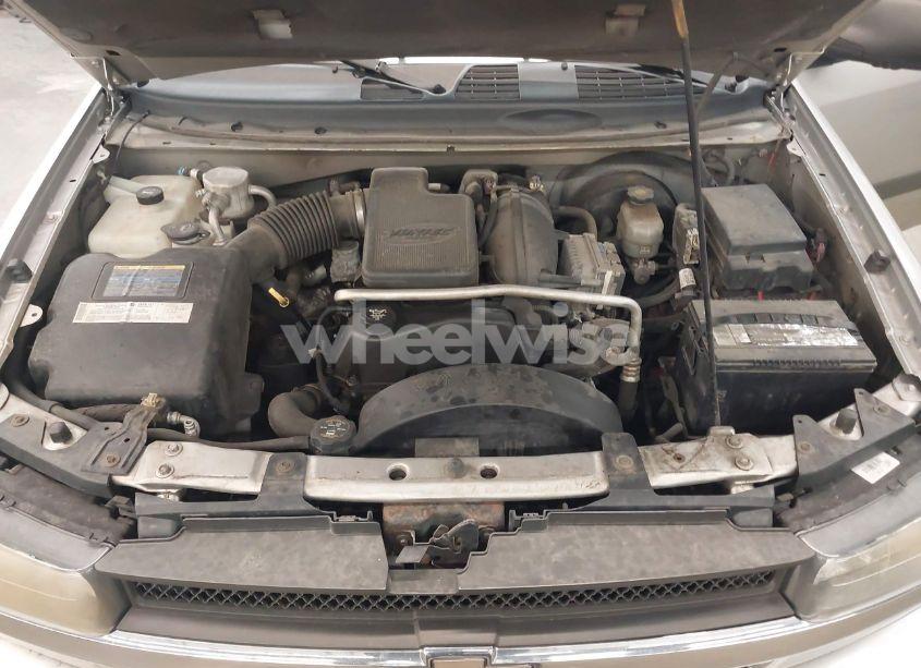 Photo 10 of 2004 Chevrolet Trailblazer LS (VIN 1GNDT13S042104839)