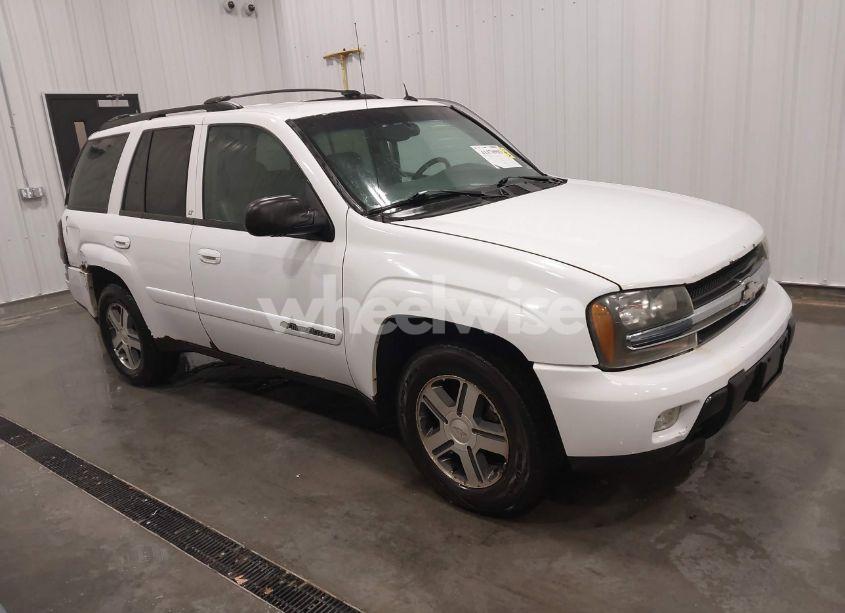 2004 Chevrolet Trailblazer LT (VIN 1GNDT13S042120443) main photo