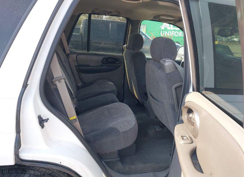 Photo 8 of 2004 Chevrolet Trailblazer LT (VIN 1GNDT13S042126212)