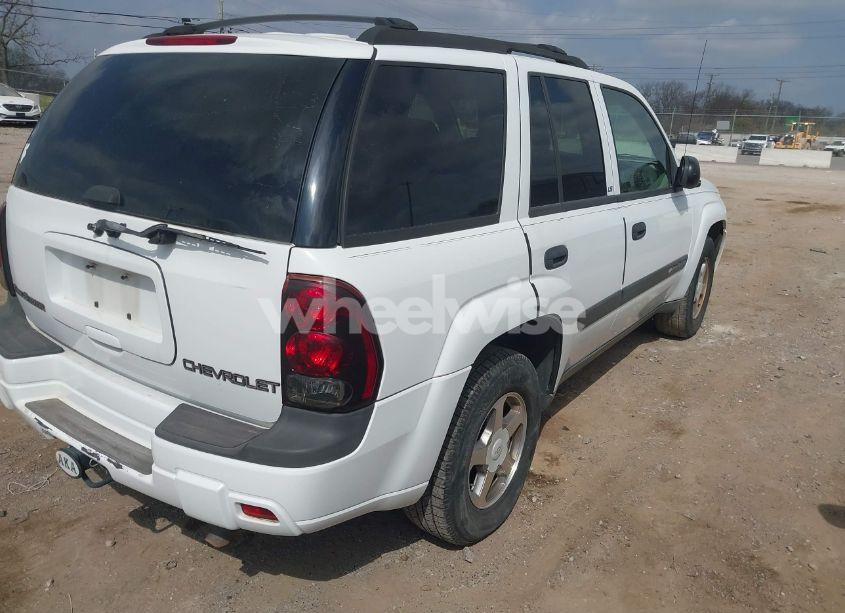 Photo 4 of 2004 Chevrolet Trailblazer LS (VIN 1GNDT13S042213365)