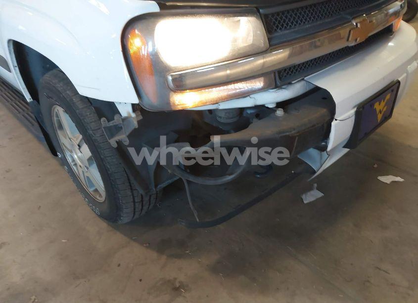 Photo 12 of 2005 Chevrolet Trailblazer LS (VIN 1GNDT13S052201220)