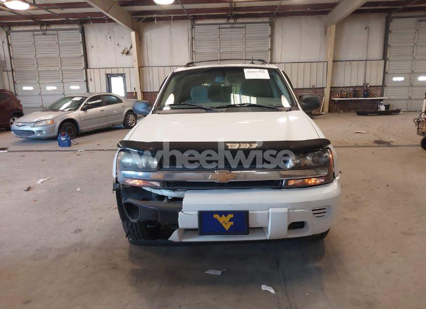 Photo 13 of 2005 Chevrolet Trailblazer LS (VIN 1GNDT13S052201220)