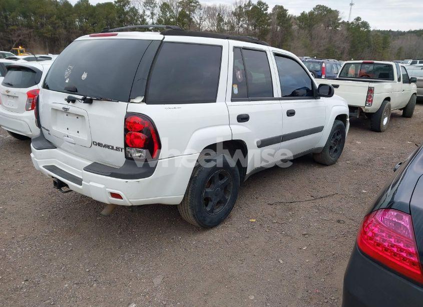 Photo 4 of 2005 Chevrolet Trailblazer LS (VIN 1GNDT13S052294997)