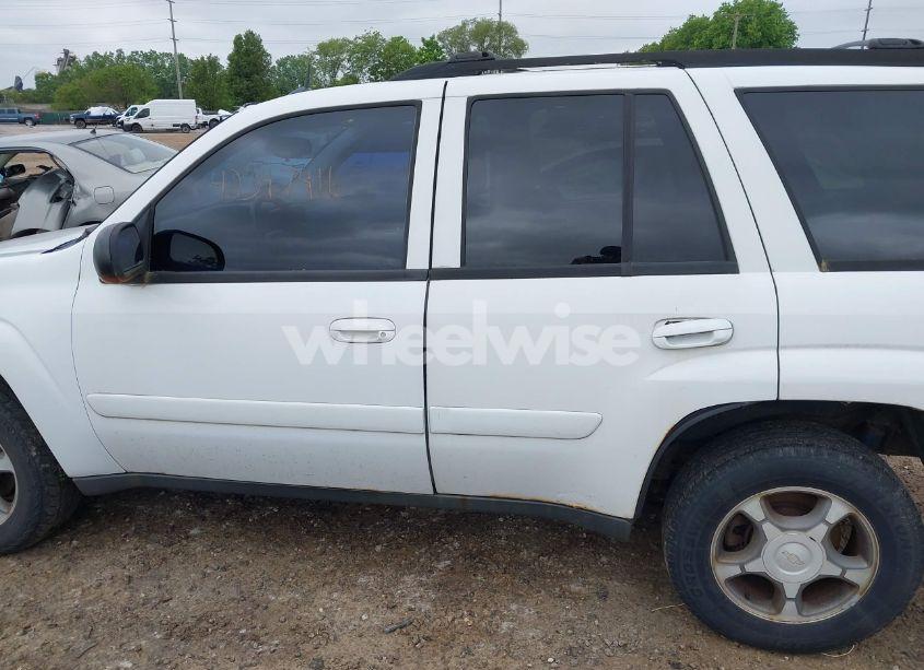 Photo 14 of 2005 Chevrolet Trailblazer LS/LT (VIN 1GNDT13S052309417)