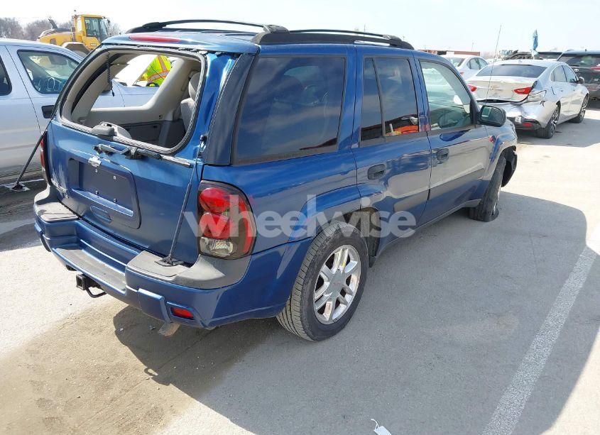 Photo 4 of 2005 Chevrolet Trailblazer LS (VIN 1GNDT13S052339016)