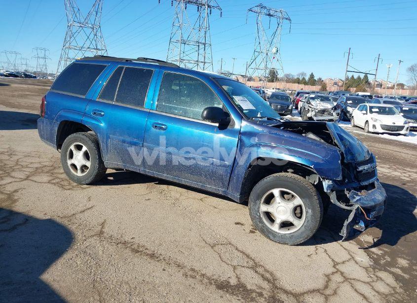 2006 Chevrolet Trailblazer LT (VIN 1GNDT13S062172142) main photo