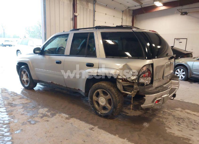 Photo 3 of 2007 Chevrolet Trailblazer LS (VIN 1GNDT13S072136470)