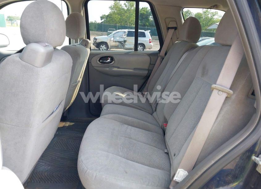 Photo 8 of 2007 Chevrolet Trailblazer LS (VIN 1GNDT13S072138509)