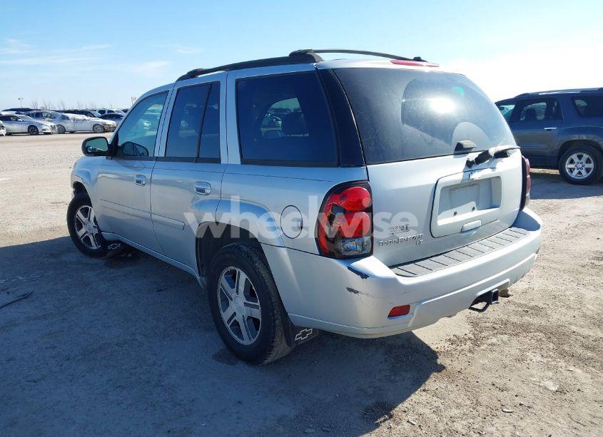 Photo 3 of 2007 Chevrolet Trailblazer LT (VIN 1GNDT13S072180999)