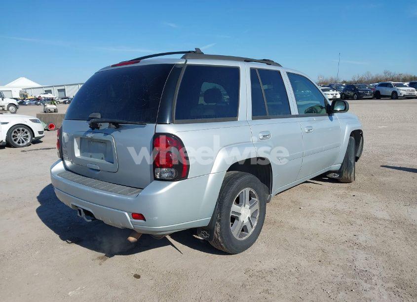 Photo 4 of 2007 Chevrolet Trailblazer LT (VIN 1GNDT13S072180999)