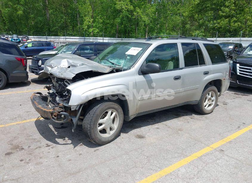 Photo 2 of 2007 Chevrolet Trailblazer LS (VIN 1GNDT13S072248721)