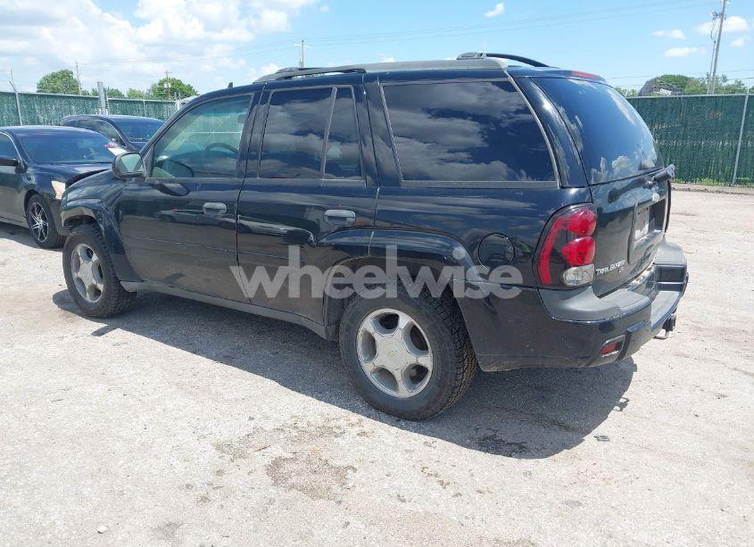 Photo 3 of 2007 Chevrolet Trailblazer LS (VIN 1GNDT13S072266314)