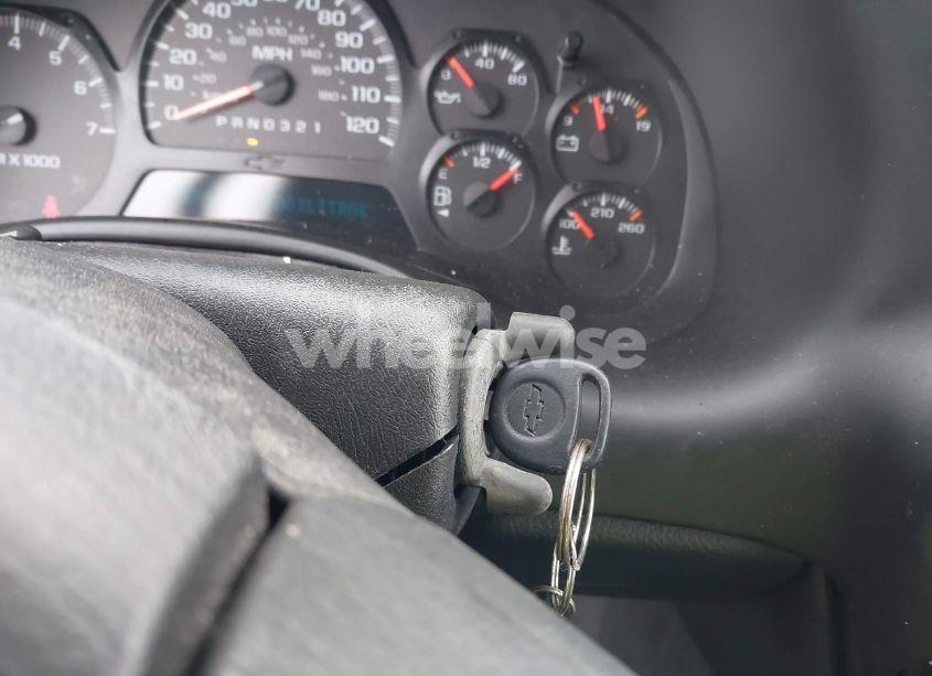 Photo 11 of 2008 Chevrolet Trailblazer LT (VIN 1GNDT13S082160754)