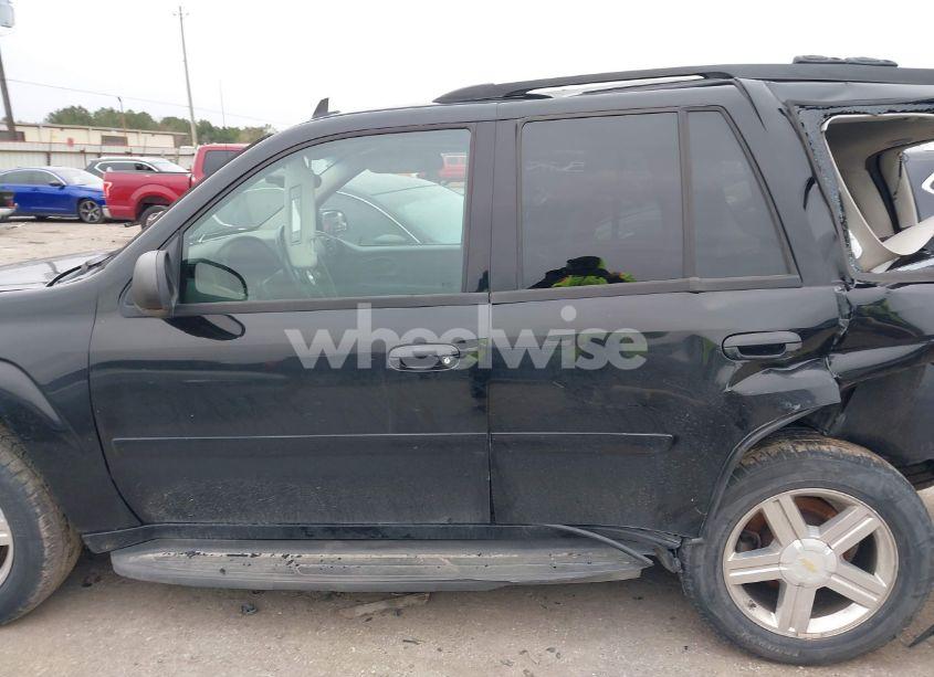 Photo 14 of 2008 Chevrolet Trailblazer LT (VIN 1GNDT13S082160754)