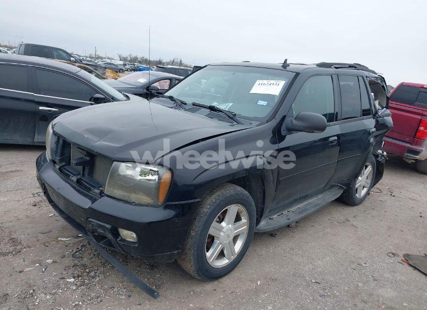 Photo 2 of 2008 Chevrolet Trailblazer LT (VIN 1GNDT13S082160754)