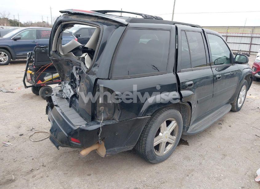 Photo 4 of 2008 Chevrolet Trailblazer LT (VIN 1GNDT13S082160754)