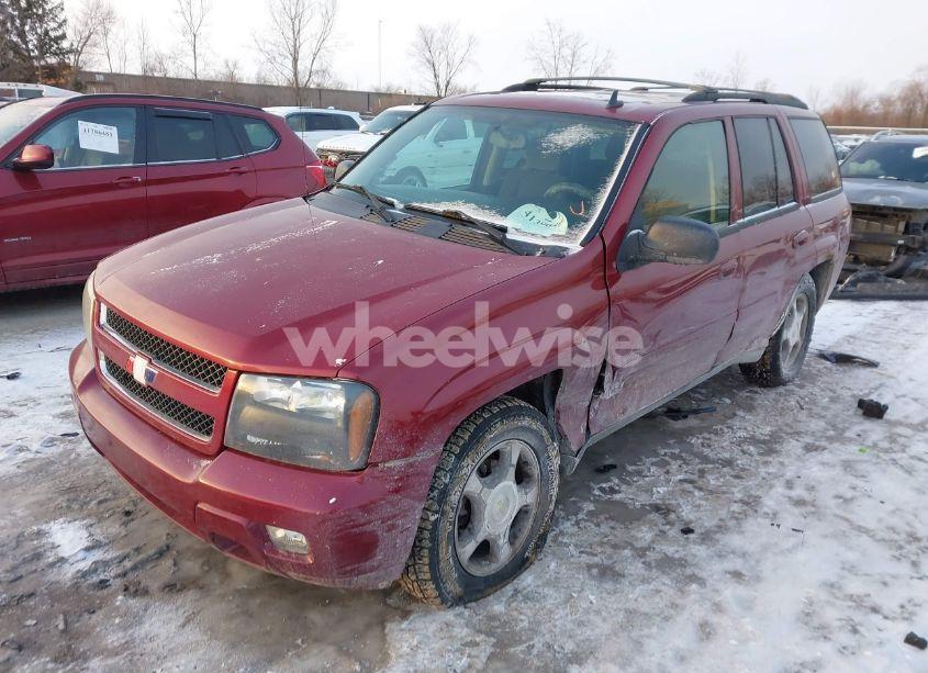 Photo 2 of 2008 Chevrolet Trailblazer LT (VIN 1GNDT13S082170104)