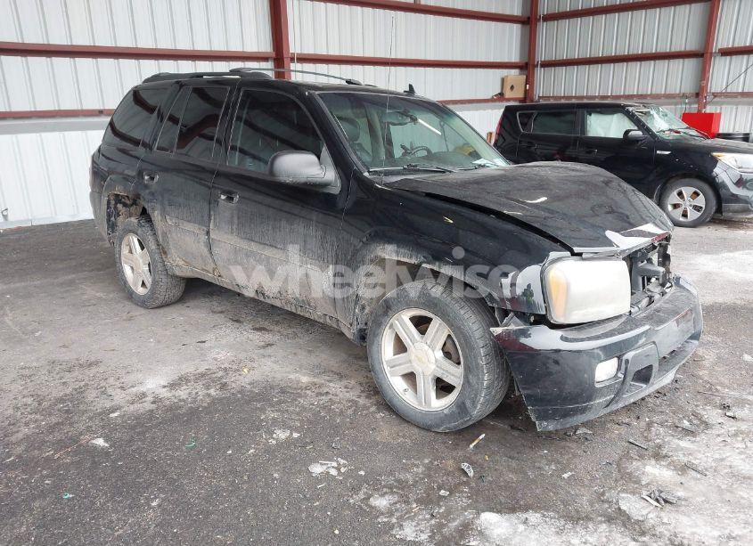 2008 Chevrolet Trailblazer LT (VIN 1GNDT13S082188490) main photo
