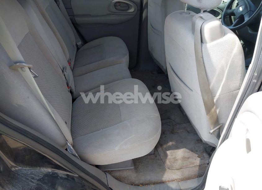 Photo 8 of 2008 Chevrolet Trailblazer LT (VIN 1GNDT13S082211833)