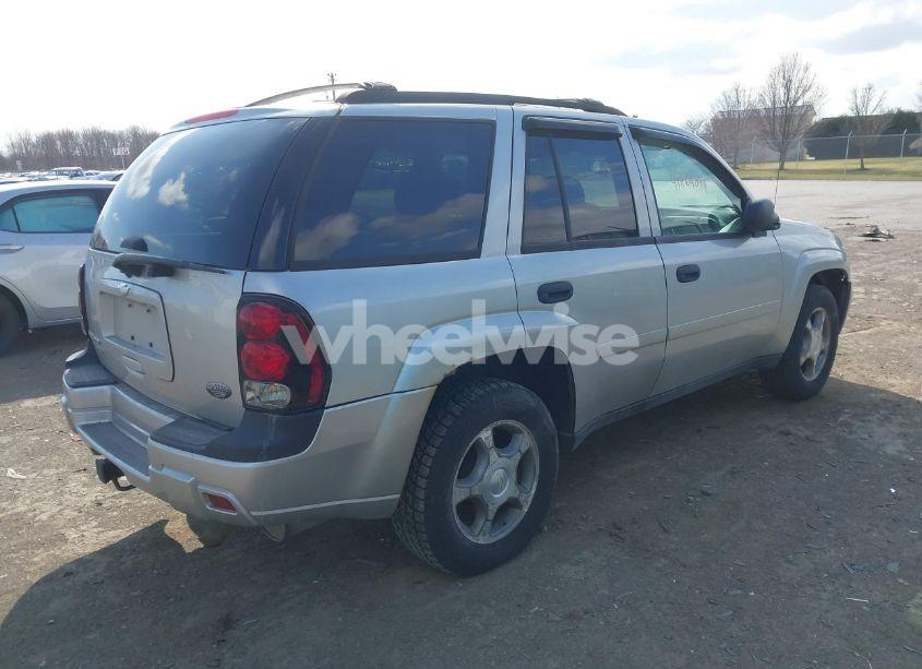 Photo 4 of 2008 Chevrolet Trailblazer FLEET (VIN 1GNDT13S082247814)