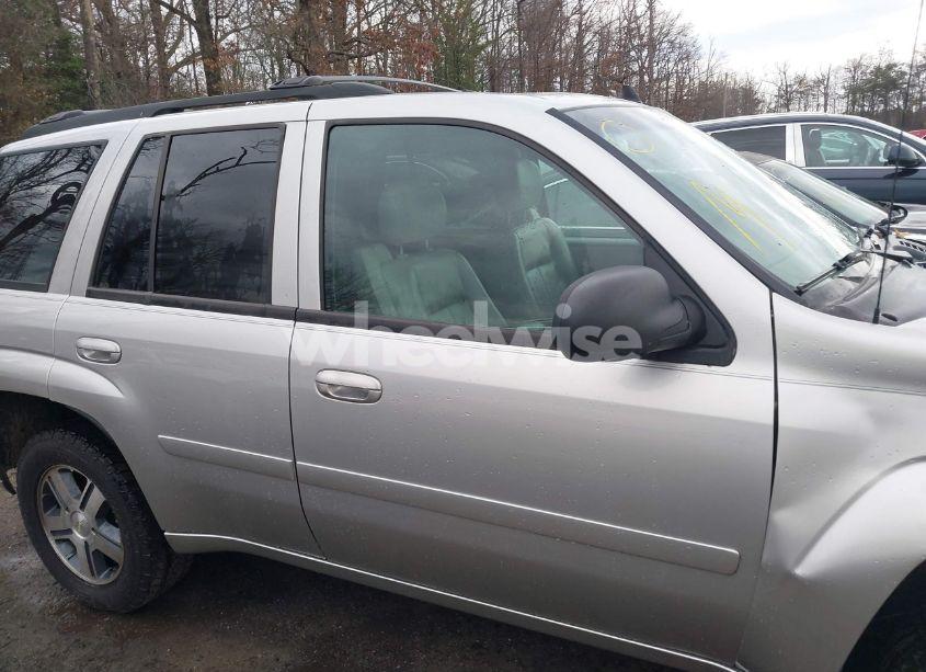 Photo 13 of 2008 Chevrolet Trailblazer LT (VIN 1GNDT13S082249434)