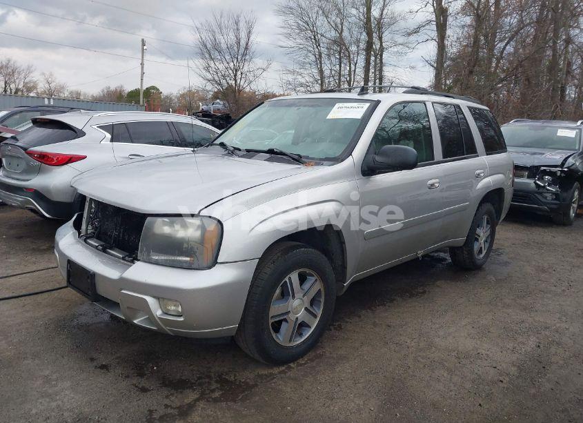 Photo 2 of 2008 Chevrolet Trailblazer LT (VIN 1GNDT13S082249434)
