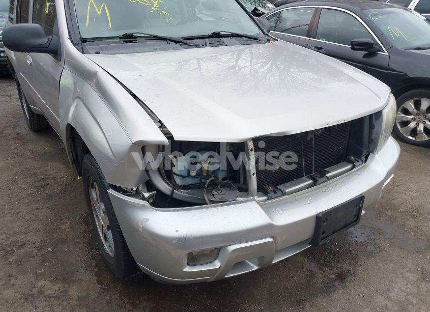 Photo 6 of 2008 Chevrolet Trailblazer LT (VIN 1GNDT13S082249434)