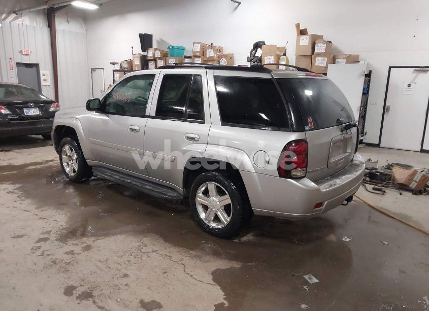 Photo 3 of 2008 Chevrolet Trailblazer LT (VIN 1GNDT13S082252687)