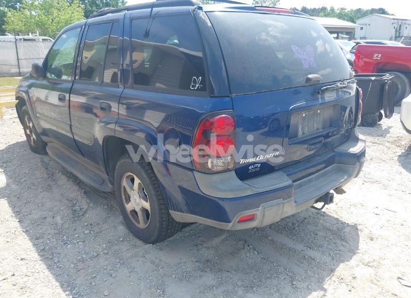 Photo 3 of 2002 Chevrolet Trailblazer LT (VIN 1GNDT13S122374000)