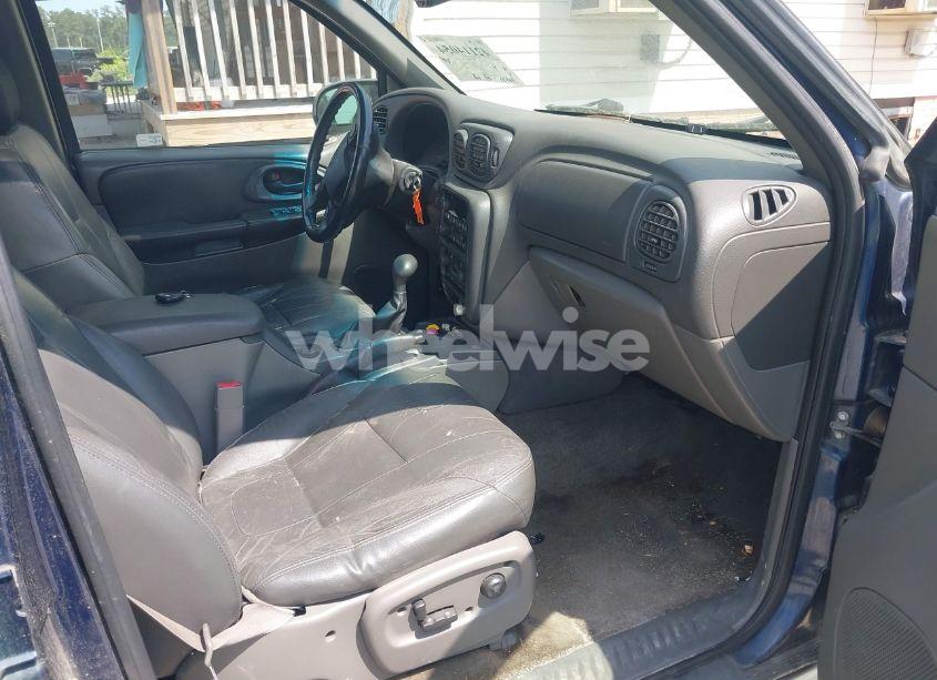 Photo 5 of 2002 Chevrolet Trailblazer LT (VIN 1GNDT13S122374000)