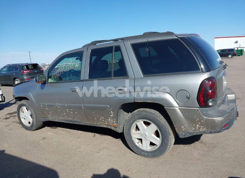 Photo 15 of 2002 Chevrolet Trailblazer LTZ (VIN 1GNDT13S122439749)