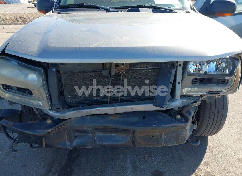 Photo 6 of 2002 Chevrolet Trailblazer LTZ (VIN 1GNDT13S122439749)