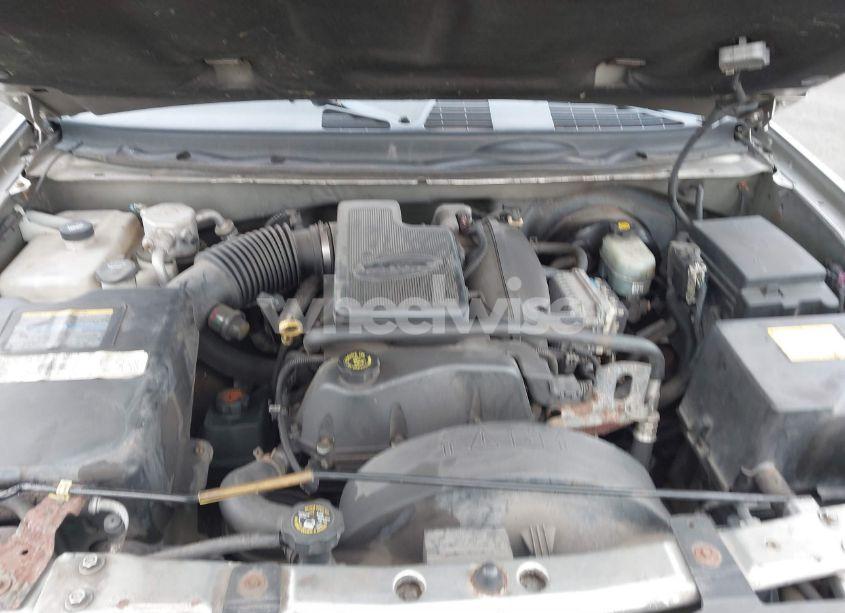 Photo 10 of 2002 Chevrolet Trailblazer LS (VIN 1GNDT13S122455417)