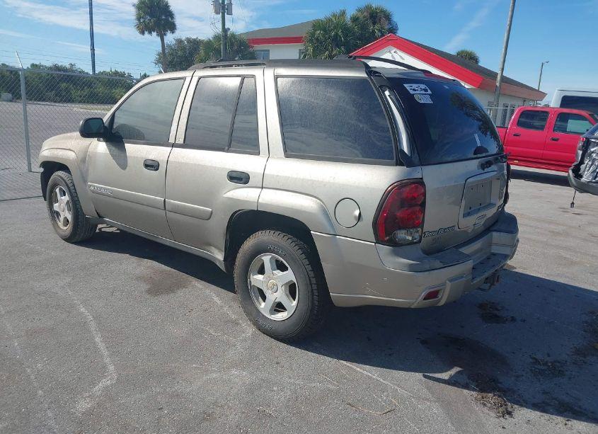Photo 3 of 2002 Chevrolet Trailblazer LS (VIN 1GNDT13S122455918)