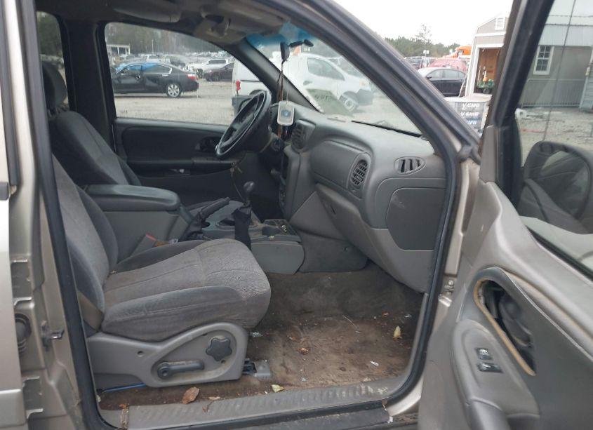 Photo 5 of 2003 Chevrolet Trailblazer LT (VIN 1GNDT13S132209985)