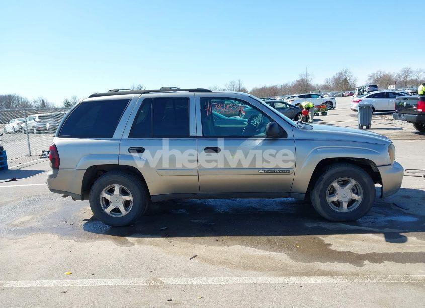 Photo 13 of 2003 Chevrolet Trailblazer LT (VIN 1GNDT13S132380980)