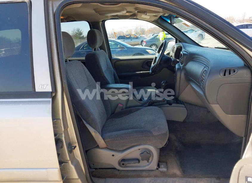 Photo 5 of 2003 Chevrolet Trailblazer LT (VIN 1GNDT13S132380980)