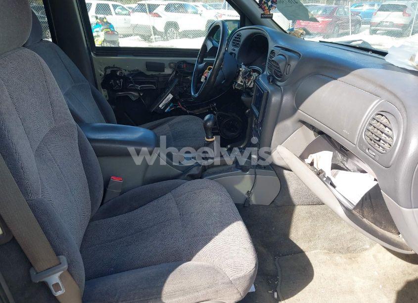 Photo 5 of 2003 Chevrolet Trailblazer LT (VIN 1GNDT13S132405618)