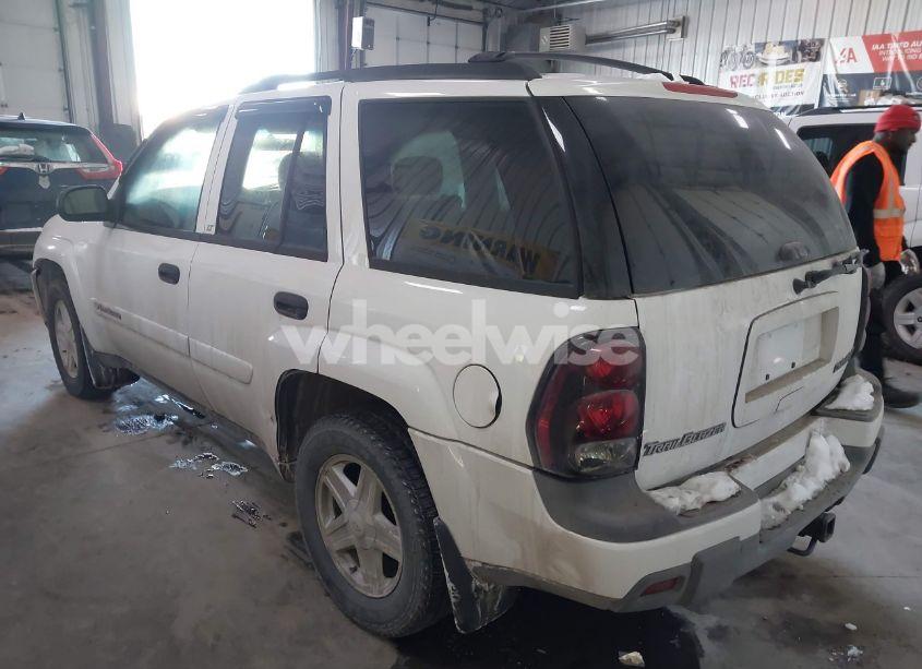 Photo 3 of 2003 Chevrolet Trailblazer LT (VIN 1GNDT13S132410740)