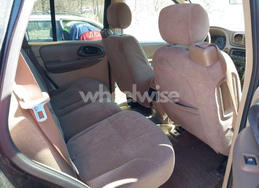 Photo 8 of 2004 Chevrolet Trailblazer LS (VIN 1GNDT13S142222186)