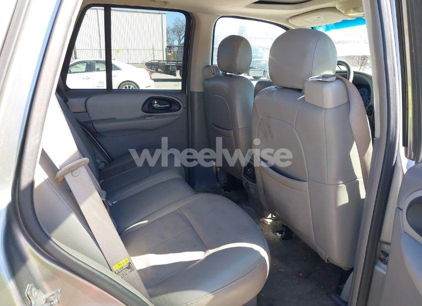 Photo 8 of 2005 Chevrolet Trailblazer LS (VIN 1GNDT13S152255030)